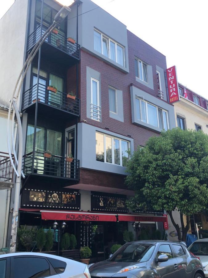 Ventura Hotel Batumi Exterior foto